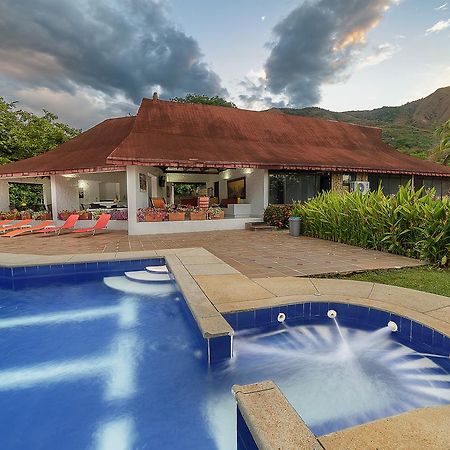 San Marcelino De Las Rosas Boqueron de Tena Exteriör bild